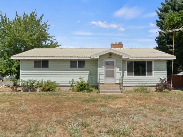 810 W Main Ave, Chewelah, WA 99109