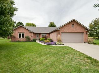 102 Sues Circle Ct, Englewood, OH 45322