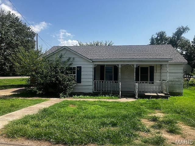 1st image of 208 E Fordyce Ave