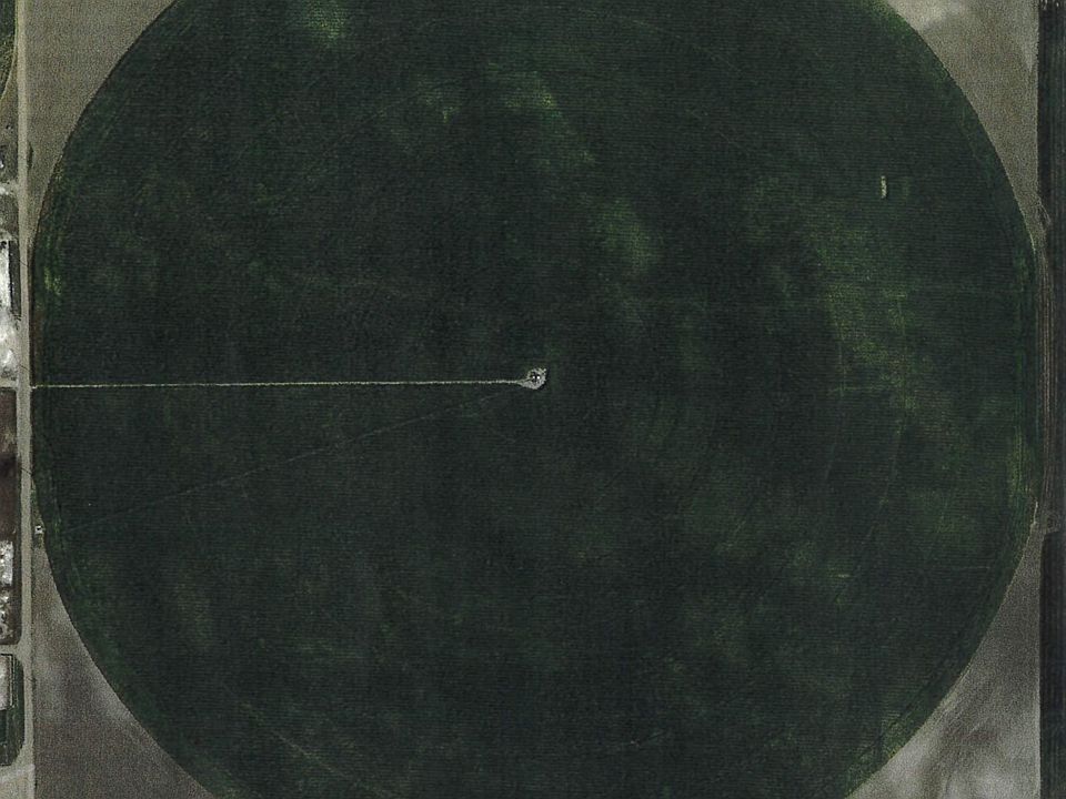 1st image of 322 742nd Rd