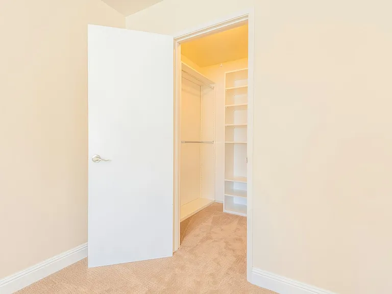 19 Belle Ave #9 — Photo 10