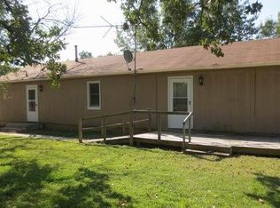 14446 E Quail Rd, Nevada, MO 64772