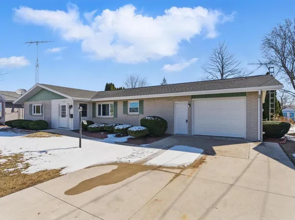 1409 South 26th STREET, Manitowoc, WI 54220