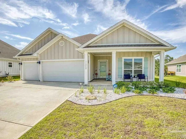 11042 Coues Dr, Pensacola, FL 32526