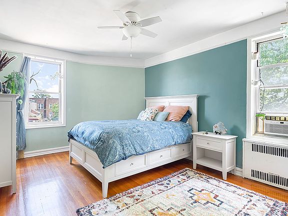 4th image of 3626 Kings Hwy APT 2D