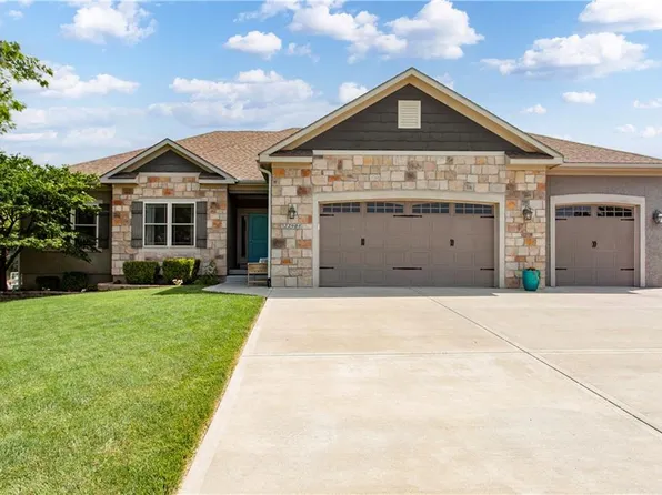 22908 E 41st Ter S, Blue Springs, MO 64015