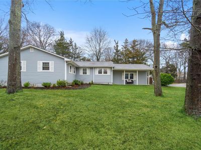 7 Renown Street, Lake Grove, NY, 11755