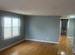 710 27th St FLOOR 3, Union City, NJ 07087