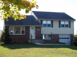 1218 Welsh Rd, Lansdale, PA 19446