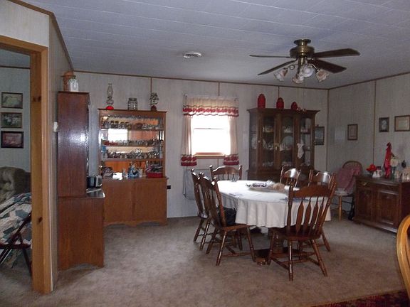 5th image of 16454 Pioneer Ln