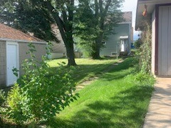 612 Moczygemba, 612 Moczygemba St #1, Lemont, IL 60439