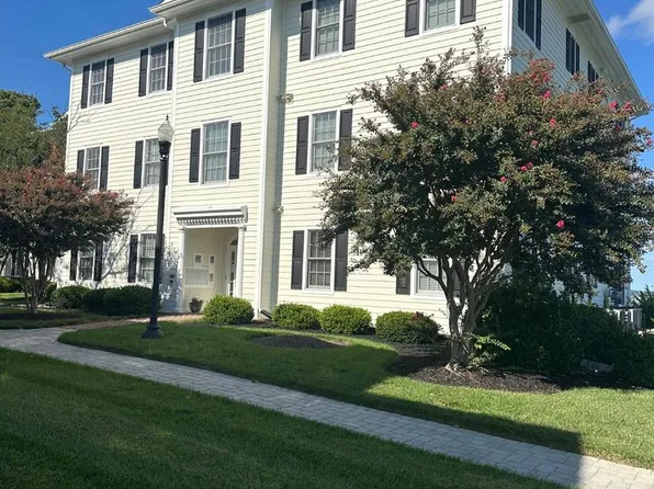 5 Oakley St #304/302, Cambridge, MD 21613