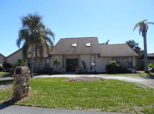 11 Richmond Dr, New Smyrna Beach, FL 32169