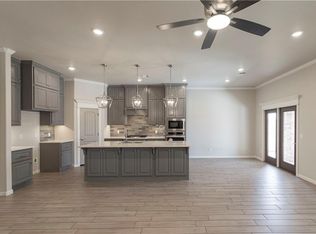 15905 Coneflower Dr, Edmond, OK 73013