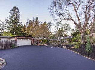 16 Christmas Tree Ct, Walnut Creek, CA 94596