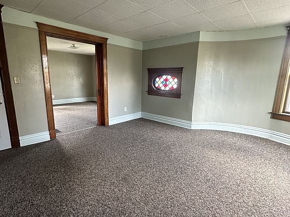5th image of 304 W Huron Ave #10527441