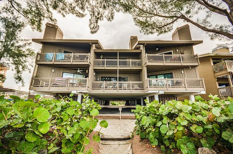 1st image of 19812 Gulf Blvd APT 5