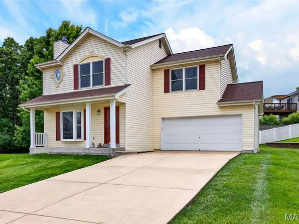 110 Providence Pointe Ct, Wentzville, MO 63385