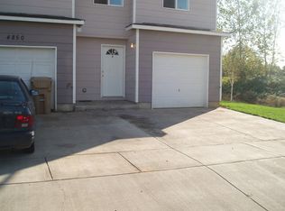 4850 48th Loop APT A, Sweet Home, OR 97386