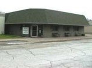 105 S 4th St, Neodesha, KS 66757