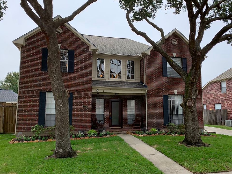 1st image of 3226 Three Sisters Cir