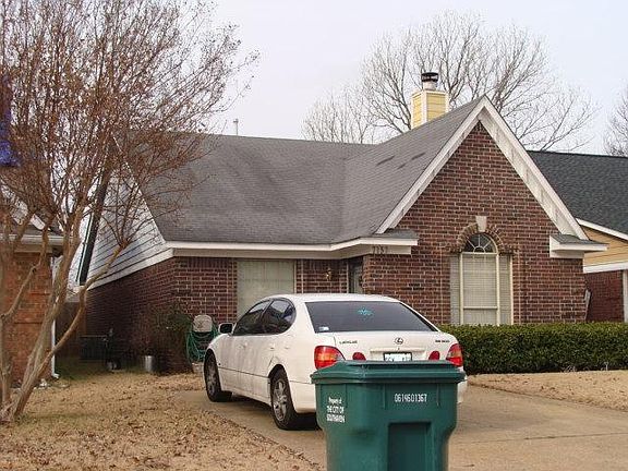 2nd image of 7153 Greenbriar Dr