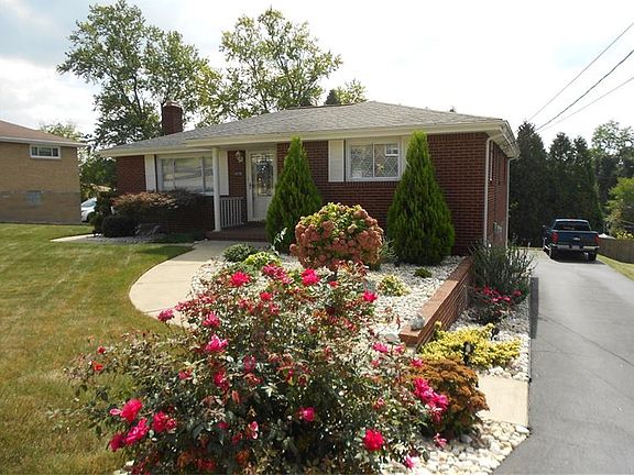 2nd image of 10736 Bellview Dr