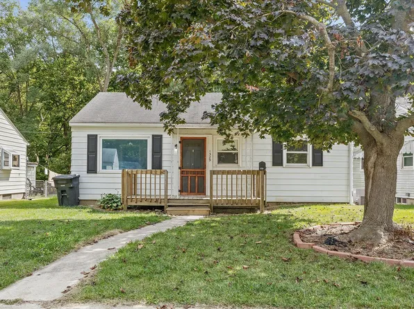 1329 Holloway Dr, Lafayette, IN 47905