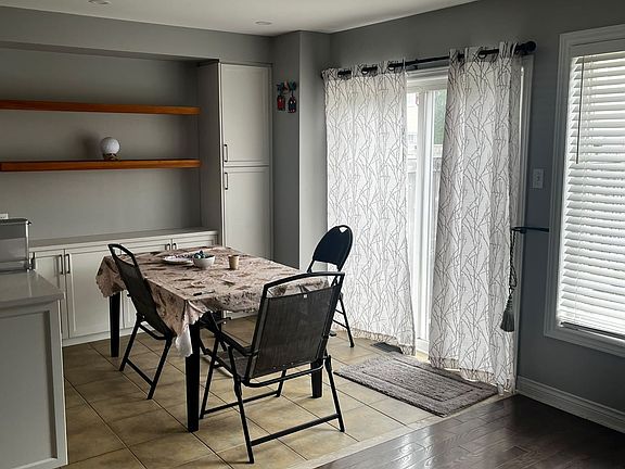 5th image of 12 Gateway Ct