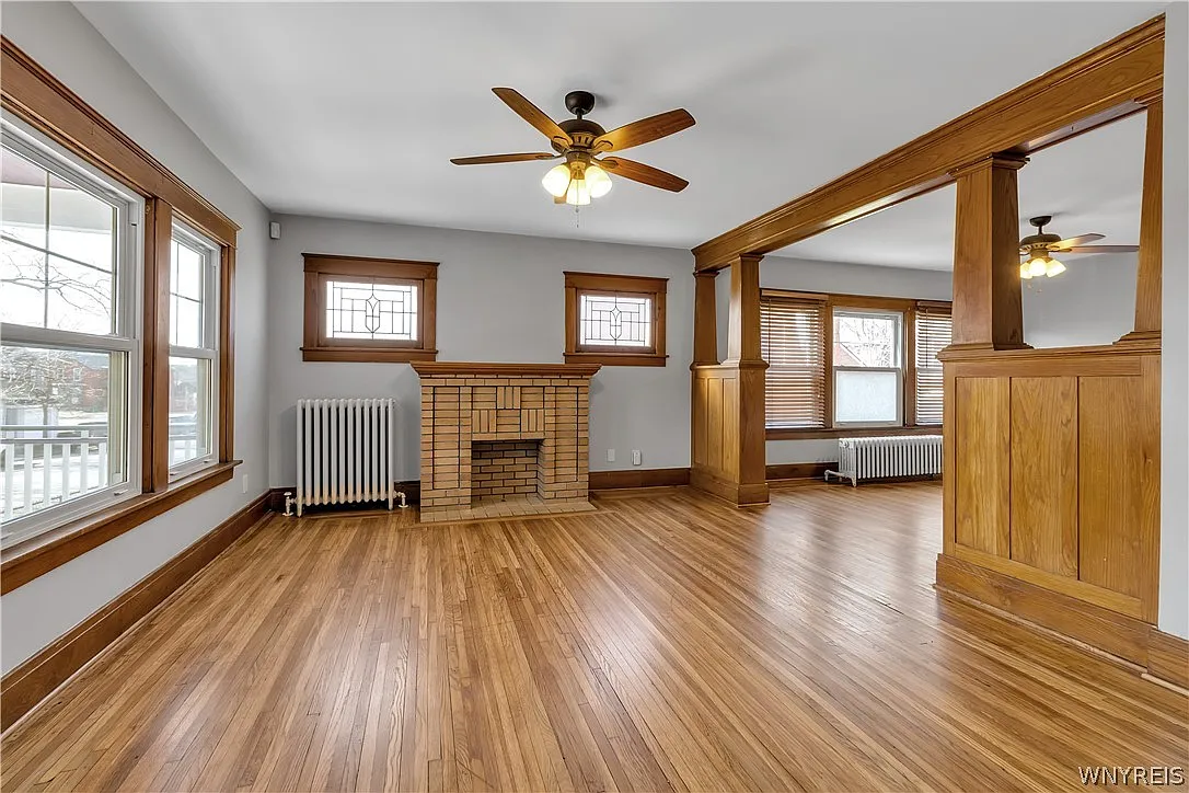 3 bed, 1.0 bath, 1456 sqft, $1,800 — Photo 4