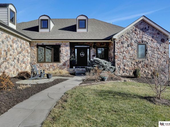 3940 Nicholas Ct, Roca, NE 68430