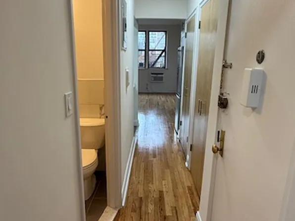 405 East 82nd Street image 5 of 8