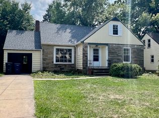 3574 Harvey Rd, Cleveland Heights, OH 44118