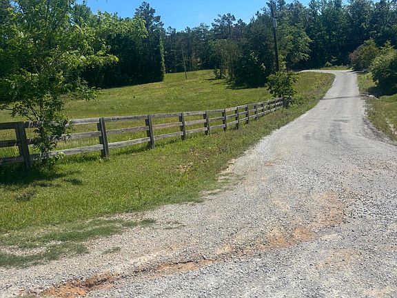 4th image of 1010 County Road 266