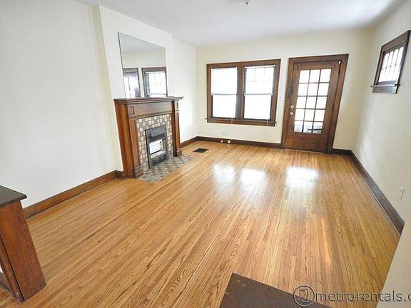 2nd image of 87 W California Ave