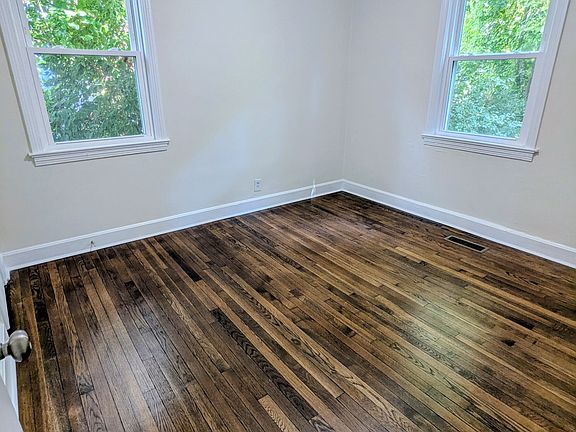 4th image of 77 Lutie St