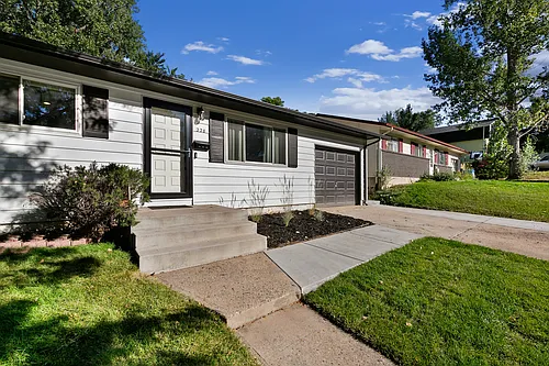 228 Clover Ln #UP Photo 1 228 Clover Ln #UP Photo 1