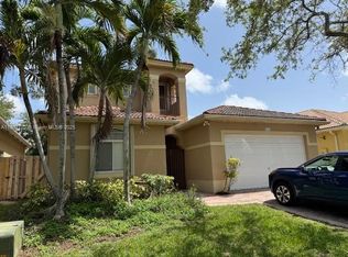 9058 SW 161st Ter, Palmetto Bay, FL 33157
