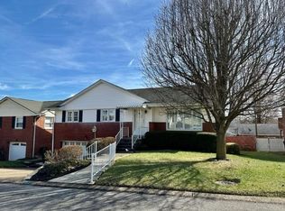 12 Willoughby Ave, Huntington, WV 25705