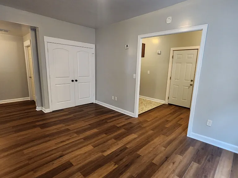 3640 N Meridian St — Photo 9