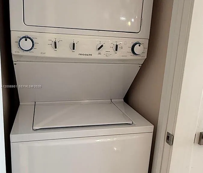 6365 Collins Ave #906 — Photo 14