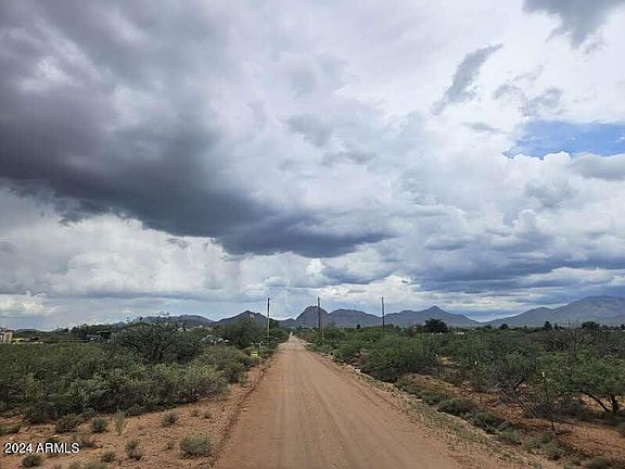 5th image of 2.8 Acres E Camino De Mesa -- #-