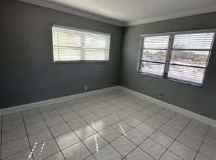 1120 N Victoria Park Rd #23, Fort Lauderdale, FL 33304