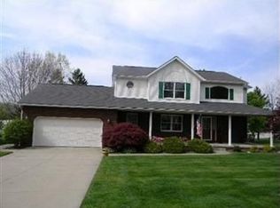 1749 Airpark Dr, Louisville, OH 44641