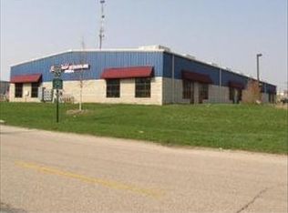 110 East St #A, Crystal Lake, IL 60014