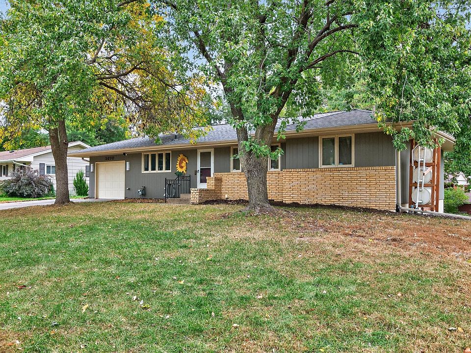 1st image of 2670 Quail Ave N