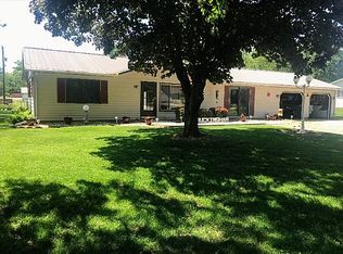 9815 S Armstrong Pl, Terre Haute, IN 47802