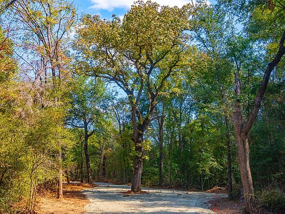 2nd image of 12320 Red Hill Rd