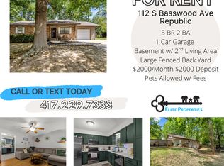 112 S Basswood Ave, Republic, MO 65738