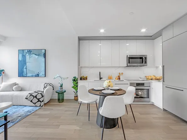 37-34 33rd St #6H, Long Island City, NY 11101